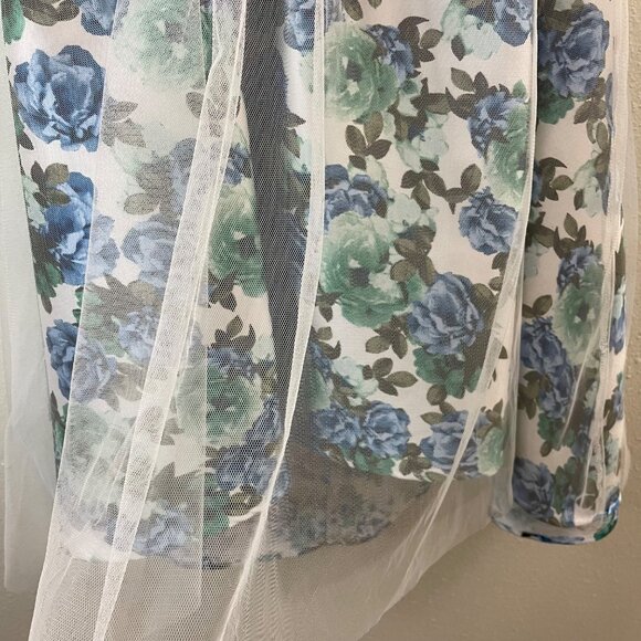 Girls Floral Sleeveless High-Low Dress With Tulle Overlay & Flower Accent 14 - Picture 5 of 14